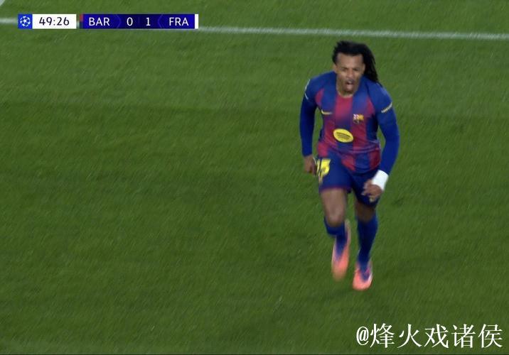 孔德斩获巴萨生涯欧冠首球，并上演职业生涯首次