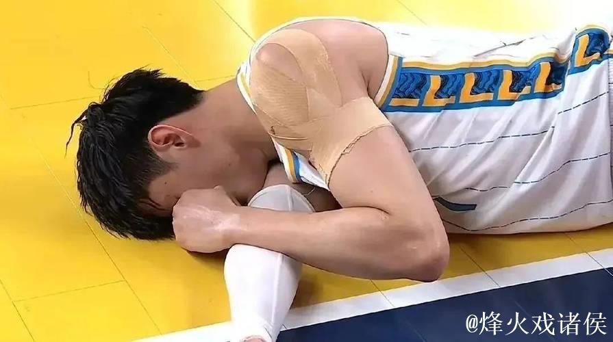 2-0!曾凡博消失了!中国男篮第一天赋前锋 2-0!曾凡博消失了!中国男篮第一天赋前锋